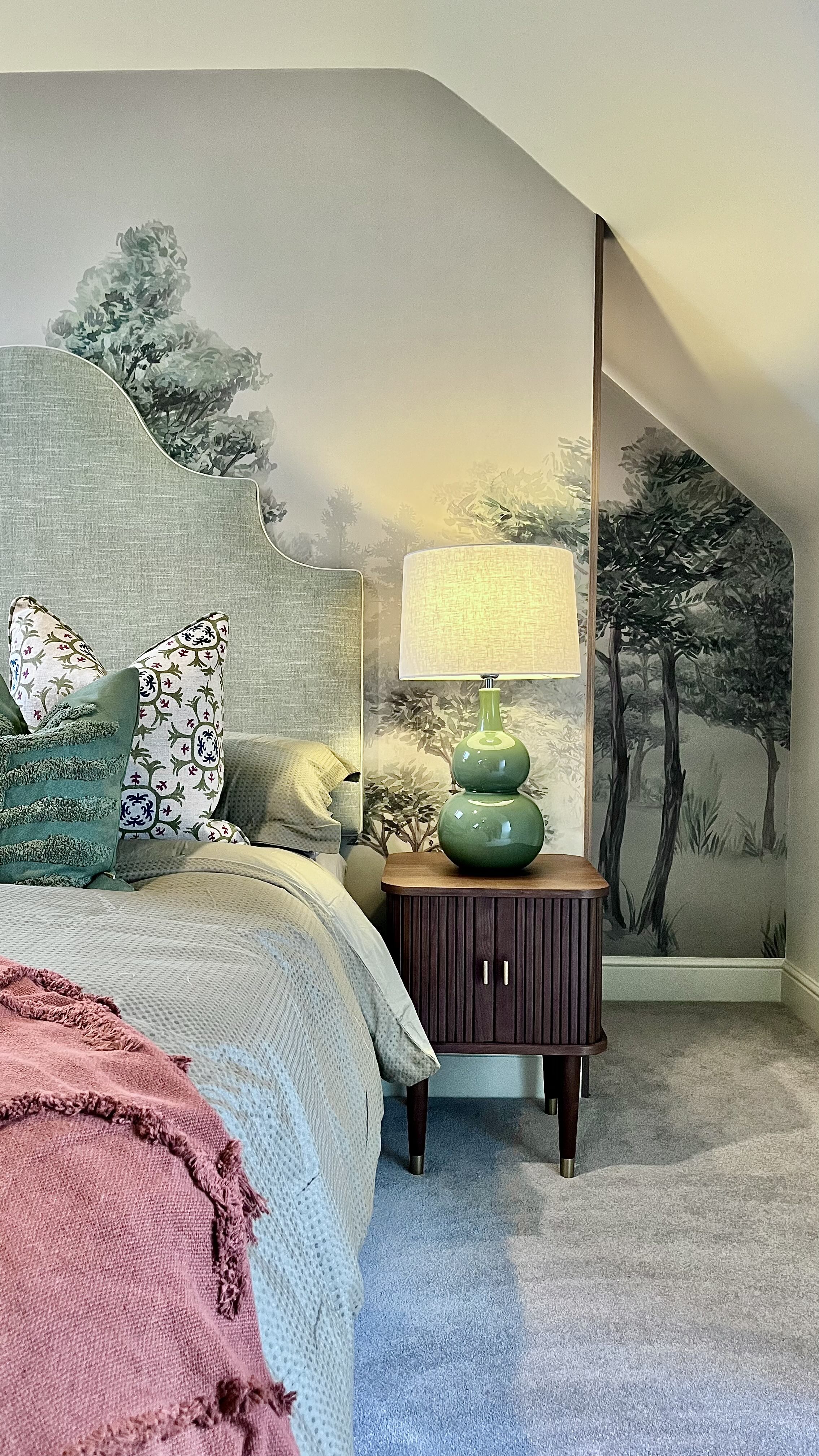 A 2026 interior palette of warm browns, terracotta, soft sage and muted plum