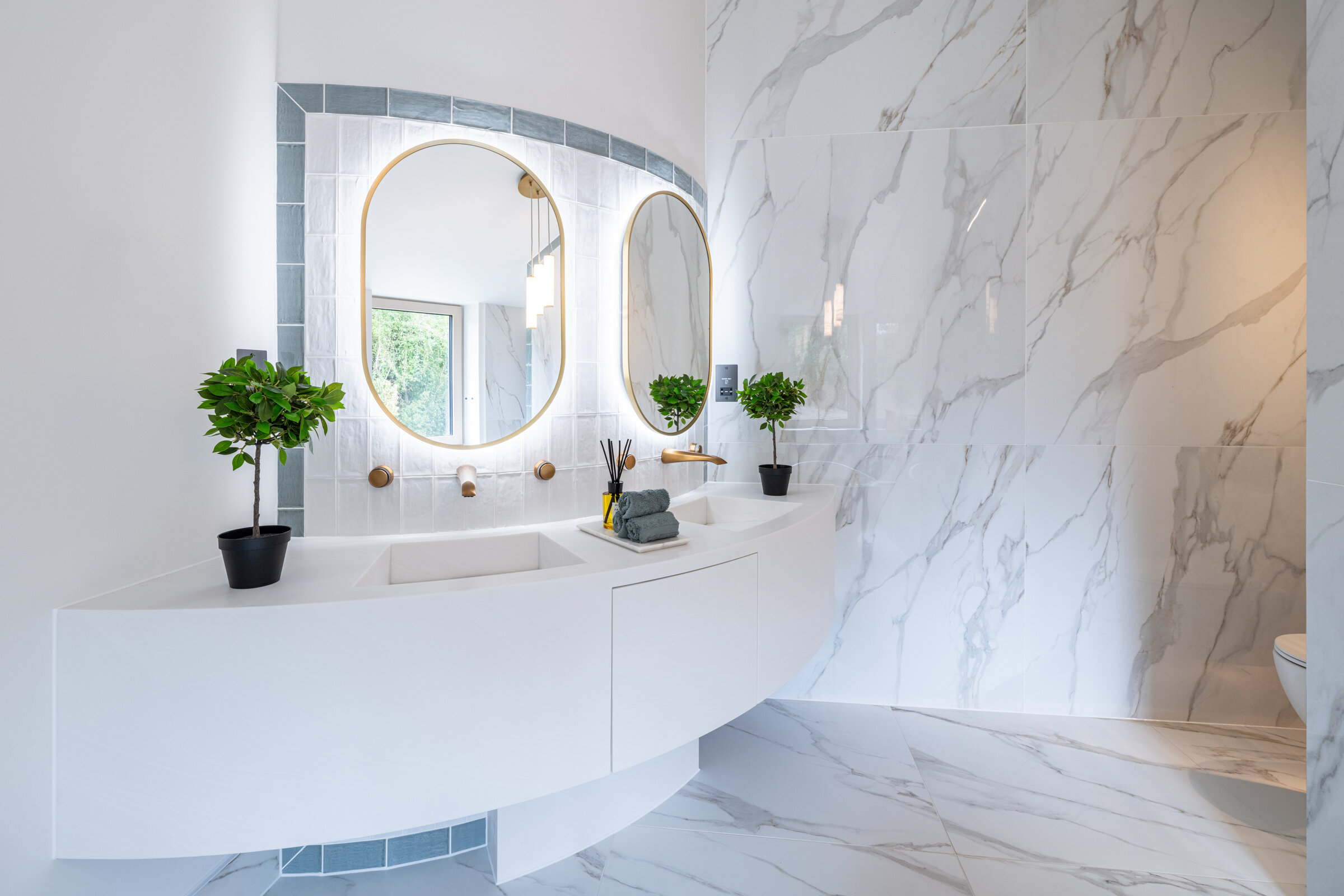 Queens Orchard award-winning master bathroom