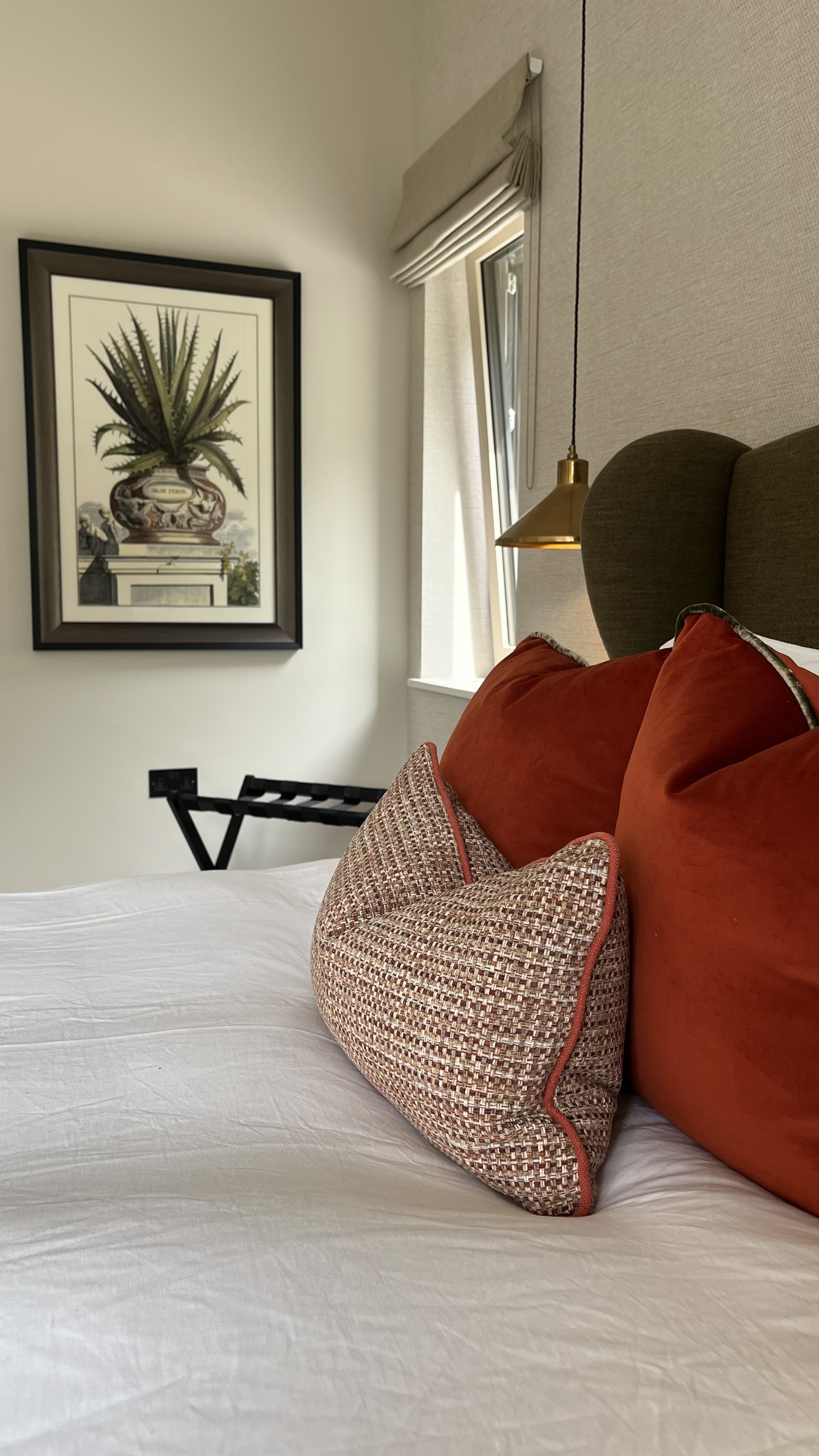 Queens Orchard guest bedroom